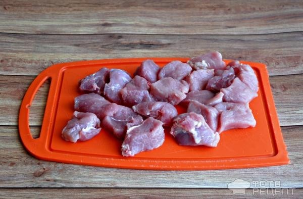 Рецепт: Шашлык из свинины в духовке - Самый быстрый маринад для шашлыка из свинины - майонез с луком