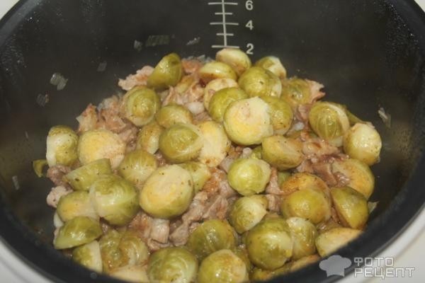 Рецепт: Брюссельская капуста тушеная по-итальянски - в мультиварке