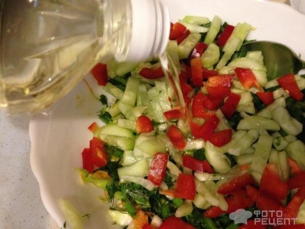 Рецепт: Салат из молодой капусты и моркови - Кладовая витаминов.