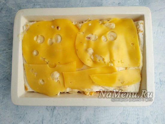 Сырная лазанья из лаваша с соусом бешамель