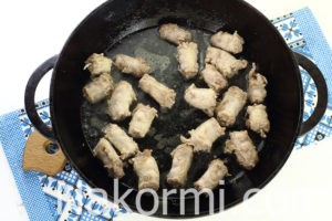 Куриные шейки с картошкой