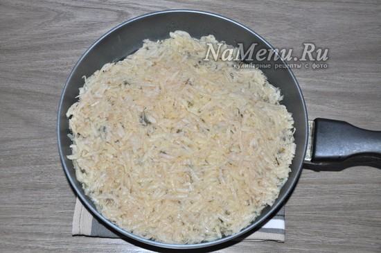Картофельная запеканка с грибами и сыром на сковороде Картофельная запеканка с грибами и сыром на сковороде