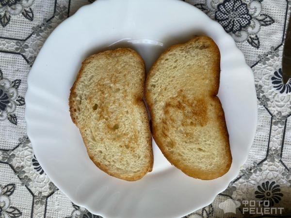 Рецепт: Бутерброд с авокадо и яйцо пашот - с перчиком