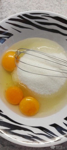 Рецепт: Пирог манник-зебра на кефире - с какао