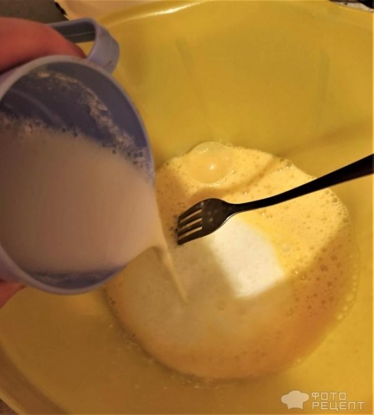 Рецепт: Пирог с вареньем - С вареньем и кефиром