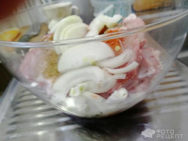 Рецепт: Свинина запеченная - в духовке, да ещё и в фольге.