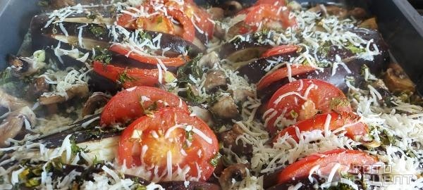 Рецепт: Баклажаны запеченные с сыром и шампиньонами - в духовке